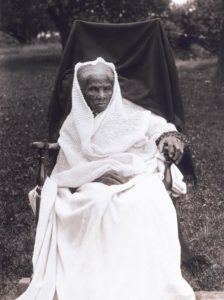 harriet-tubman-white-shawl